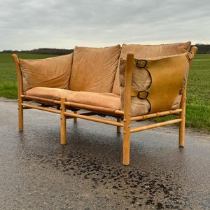 Arne Norell Safari Chair Green Leather and Rosewood - MOTO