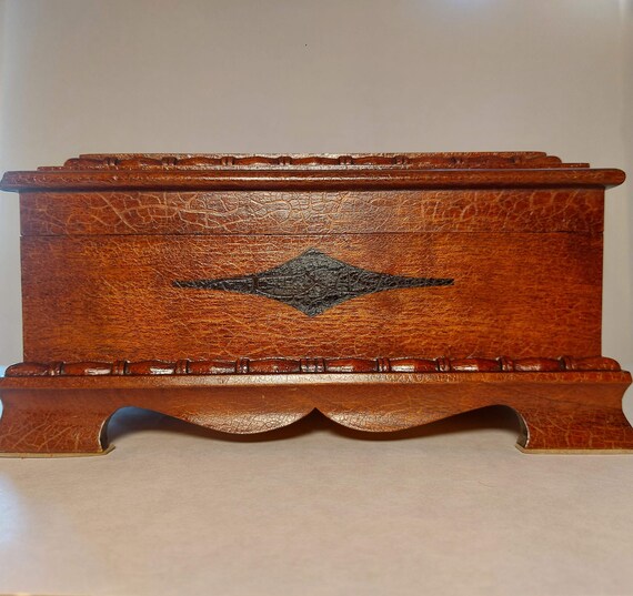Vintage Large Wood Jewellery Box Flower Design Bur… Gem
