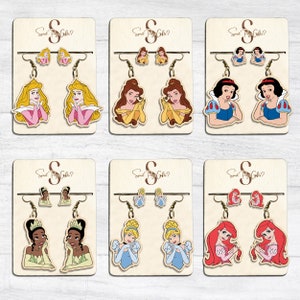 Paquete de pendientes de dibujos animados de San Valentín SVG , San Valentín lindo dibujos animados alienígenas Stud/Dangle pendientes archivo svg, archivos de pendientes láser, archivos Glowforge