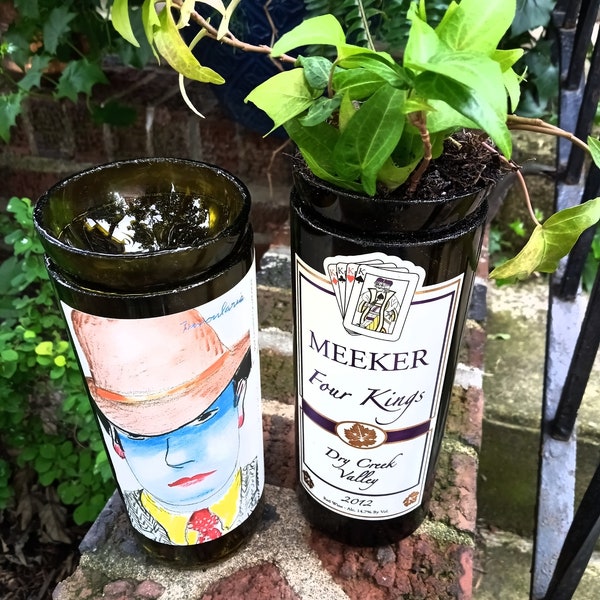 Self-watering planter