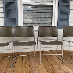 Mid century modern chairs — set of 4. Year 1973