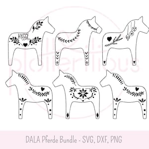 May include: A collection of six black and white Dala horse illustrations. Each horse features unique decorative patterns, including floral designs, hearts, and the word "Hygge." The image includes the text "DALA Pferde Bundle - SVG, DXF, PNG."
