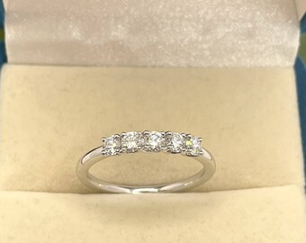 14Kt White Gold Shared Prong Contour Diamond Ring