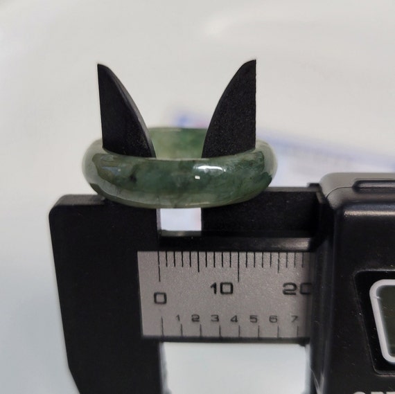 Green Burma Natural Jade Jadeite Carved Ring - image 9