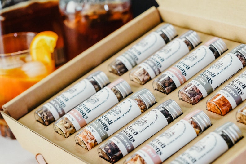 Kit de fabrication de whisky, infusions à cocktail DIY pour adultes, cadeaux de fête des mères pour maman, création de votre propre bourbon personnalisé, articles de bar uniques pour lui image 3