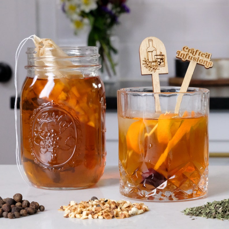 Kit de fabrication de whisky, infusions à cocktail DIY pour adultes, cadeaux de fête des mères pour maman, création de votre propre bourbon personnalisé, articles de bar uniques pour lui image 7