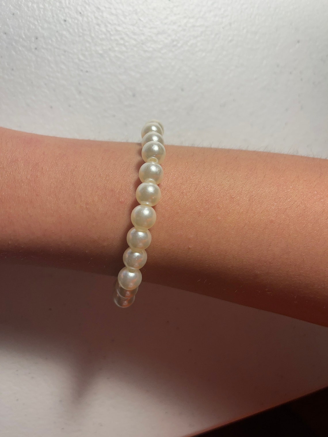 Simple pearl butterfly crystal bracelet main image 1