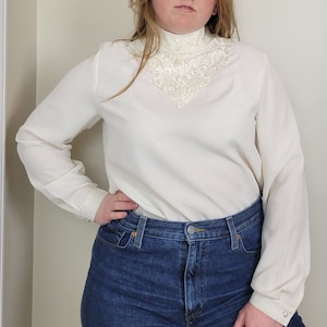 Vintage 1980s Victorian Karen Scott Blouse with Lace Detailing / Sz M