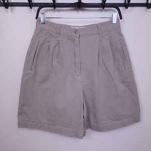 Vintage Jones Wear High Waisted Safari Shorts / Sz 10