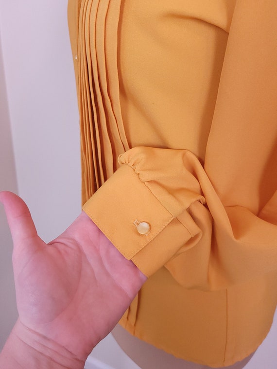 Vintage Laura Mae Mustard Yellow Button Up Blouse… - image 4