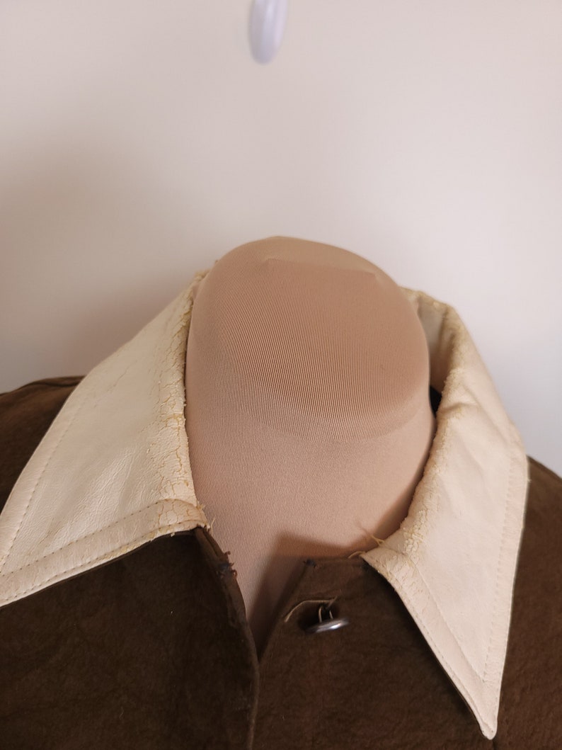 Vintage Jerold 1960s Brown Suede Cape with Collar image 3