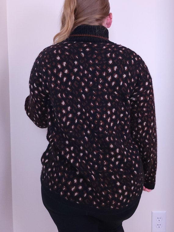 Vintage Basic Editions Leopard Turtleneck Sweater… - image 4