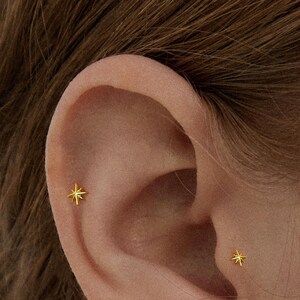 Star Stud Earrings • 925 Sterling Silver • Stud Earrings • Tiny dainty earrings • Tiny gold studs • Cartilage Earrings