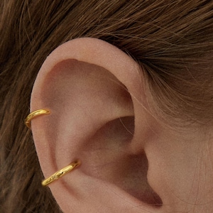 Round Edge  cartilage hoop • Huggie Hoop Earrings • 925 Sterling Silver • Huggie Hoop Earrings • cartilage hoop • hoop earrings • helix hoop