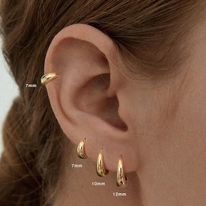 Tapered Hoop Earrings • 925 Sterling Silver • Huggie Hoop Earrings • cartilage hoop • hoop earrings • helix hoop