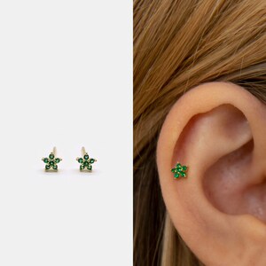 Emerald Flower Stud Earrings • 925 Sterling Silver • Tiny dainty earrings • Tiny gold studs • Cartilage Earrings