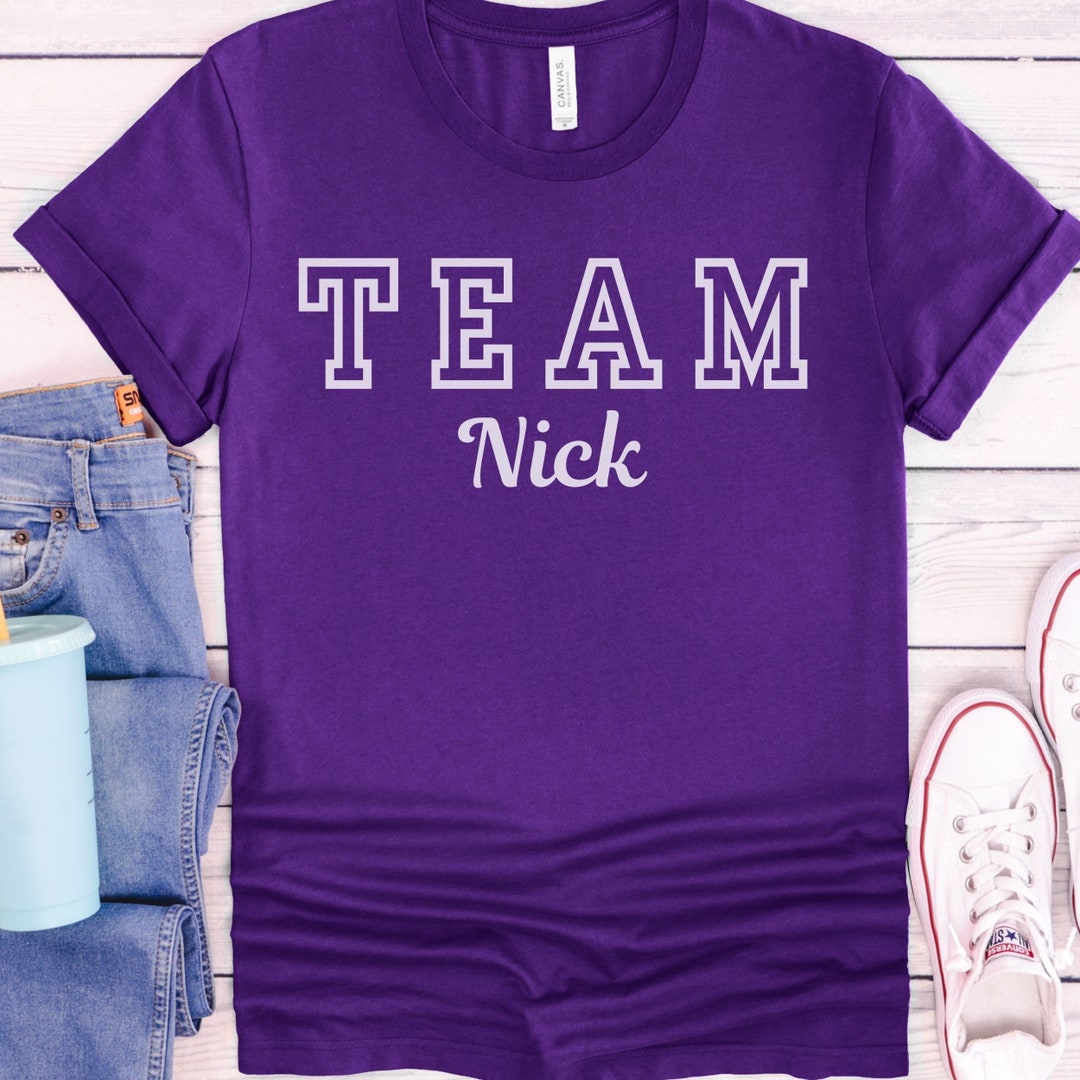 sturniolo-triplets-team-nick-shirt-versus-tour-nick-girl