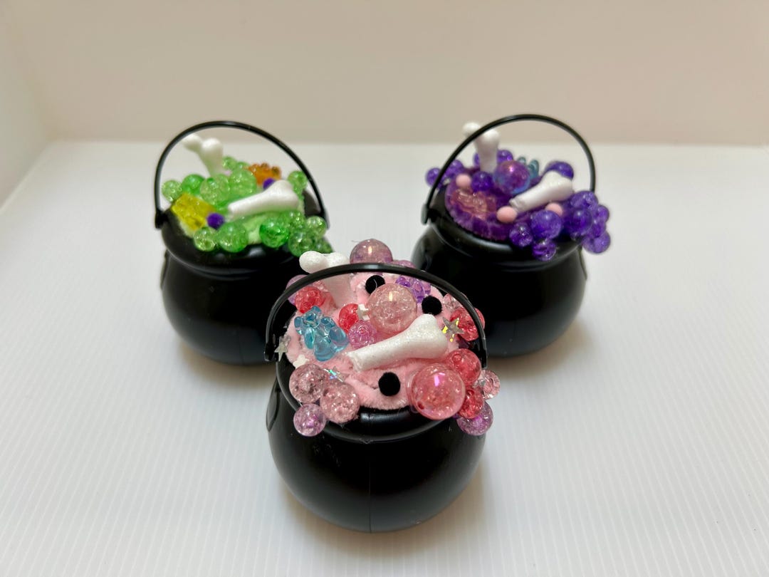 Bubbling Witch Cauldron, Mini Halloween Tiered Tray Decor, Spooky Cute ...