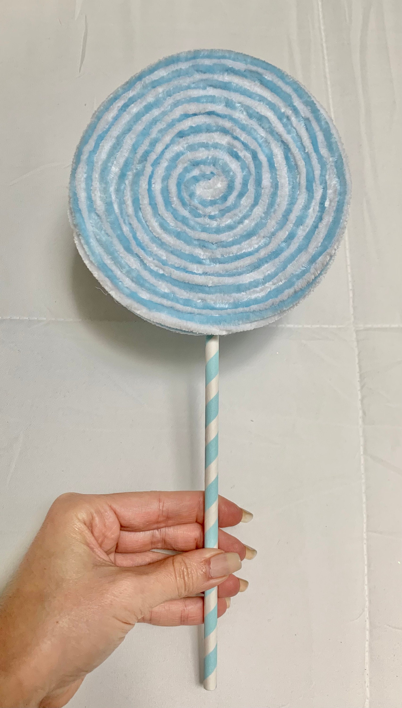 Fake Pastel Lollipops