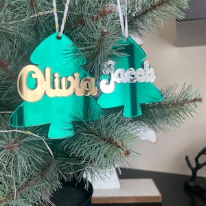 Étiquette de nom de table en acrylique miroir vert et or pour les placements de dîner de Noël Décor de table pour le dîner de Noël