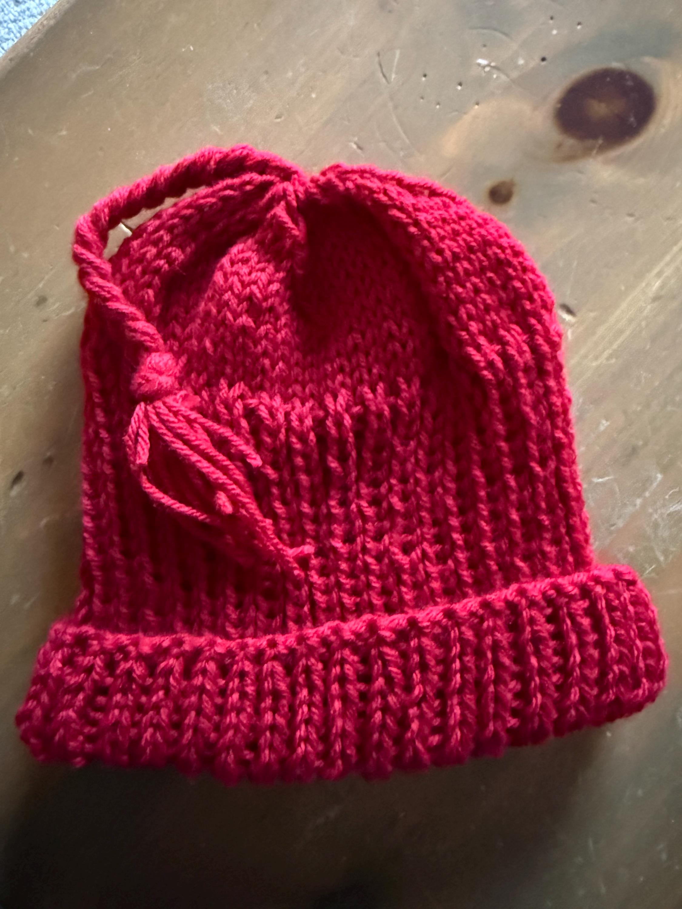 11/1まであいす【MUHLBAUER】 HAND KNIT CAP shop sample: melt the ice traditional handknit hat – Knot Another Hat