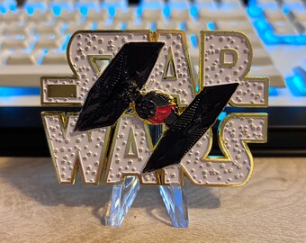 Piękna moneta CPO Challenge z motywem myśliwca Black Tie Fighter z motywem marynarki wojennej Star Trek