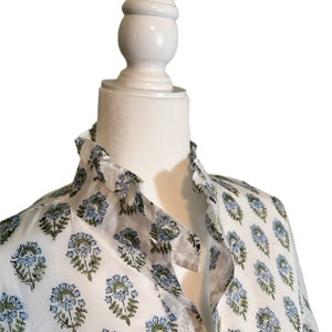 RETIRING ~ Women&#39;s Casual Cotton Work Top in Green & Blue Floral Block Print Ruffle Collared Blouse, Button Down - XS-3X