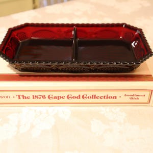 Vintage Avon Ruby Red Cape Cod 1876 Series Sandwich Glass Divided Relish Dish