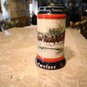 Vintage 1990 Budweiser Christmas Collectible Handled Mug Stein