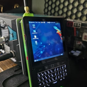 Hackberry Pi cm5 modded middle case