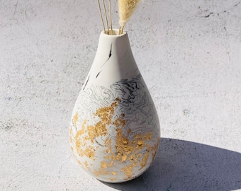 Handmade droplet bud vase | marbled vase for dried flowers | bunny tail vase | minimalist home decor