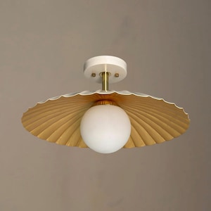 Creme Messing Deckenlampe: Handgemachte zeitgenössische Beleuchtung