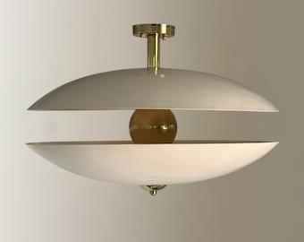 Lámpara de techo empotrada de latón pulido y color crema hecha a mano