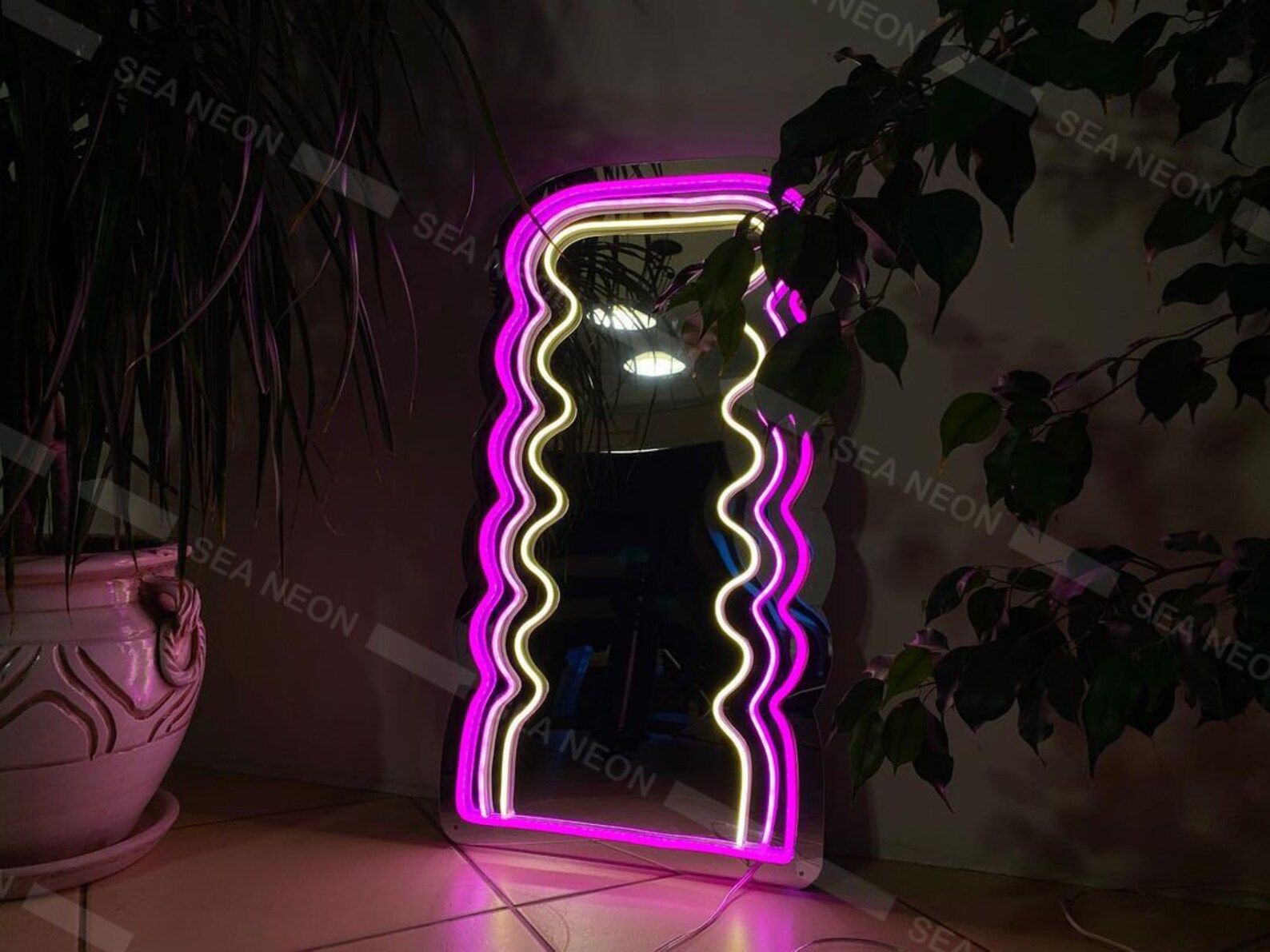 Custom Wavy Neon Mirror Full Length Mirror Wavy Led Custom Etsy