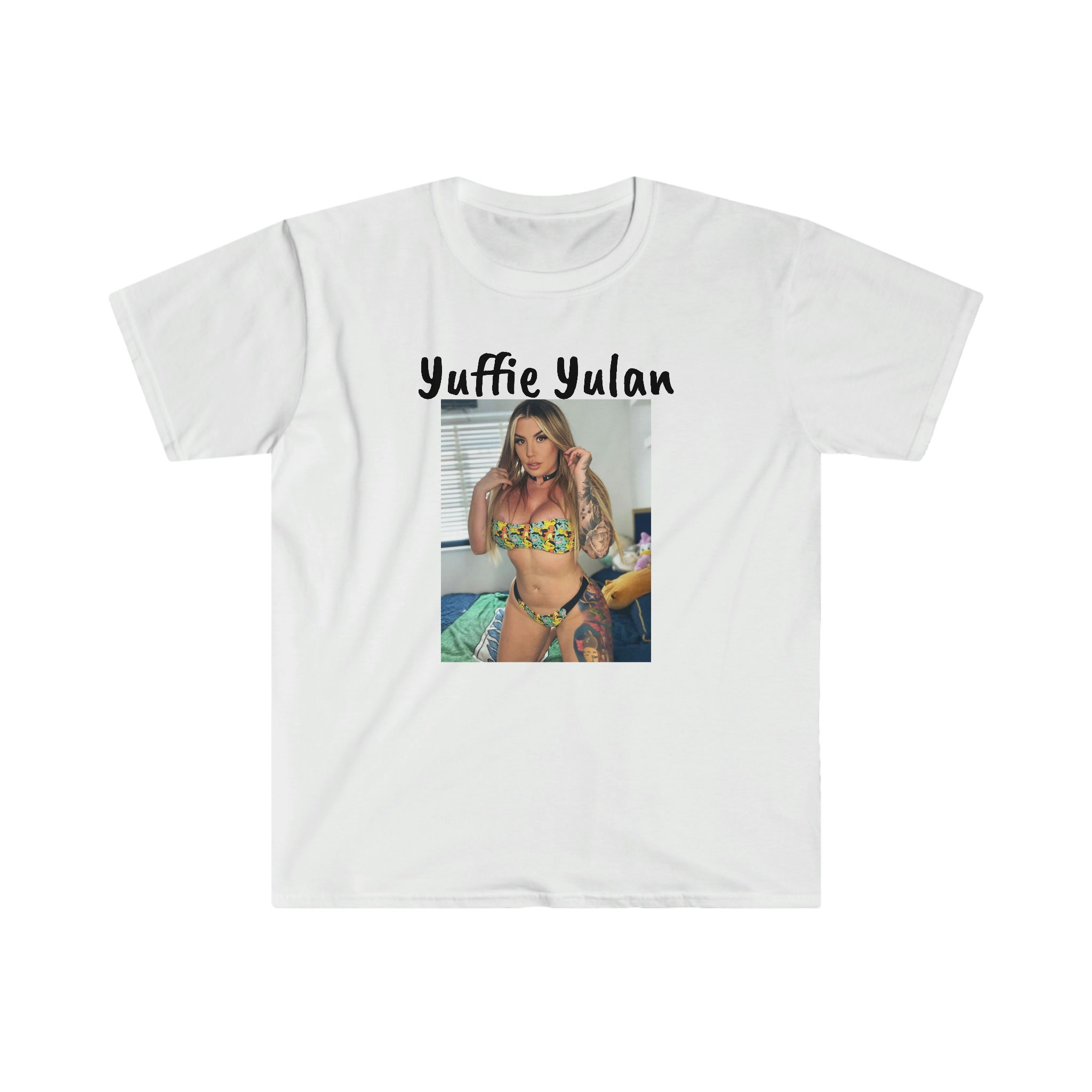 Glamour Glamour Model Yuffie Yulan Unisex Softstyle T-shirt - Etsy