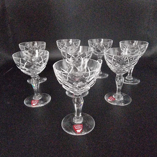 Vintage Set of 8 Swedish Orrefors Elisabeth crystal glasses