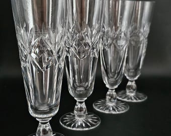 Royal Doulton set of 6 Crystal Wine Glasses,175ml. Boxed