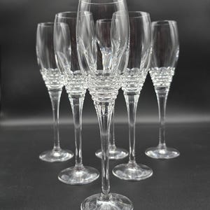 Set of 6 Edinburgh Crystal Portee Pattern Champagne flutes. 125ml 22cm