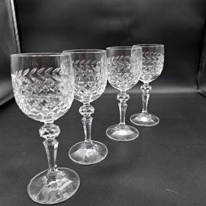 Set of 4 small vintage Crystal wine glasses 150ml