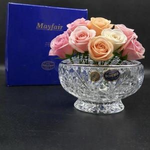 Vintage Bohemia Mayfair loodkristallen rozenkom met draadkikker