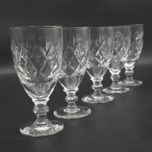 Set of 5 Webb Corbett Clifton Pattern Crystal liqueur glasses. 100ml.