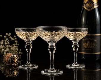 Set mit 3 Champagner-Coupés aus Vintage-Kristall – 140 ml – Hoher Stiel – Sternen-Fächerschliff