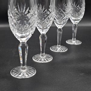 Set of 4 Crystal liqueur glasses 100ml