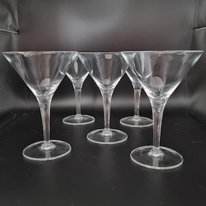 Beautiful Vintage set of 5 Crystal cocktail glasses