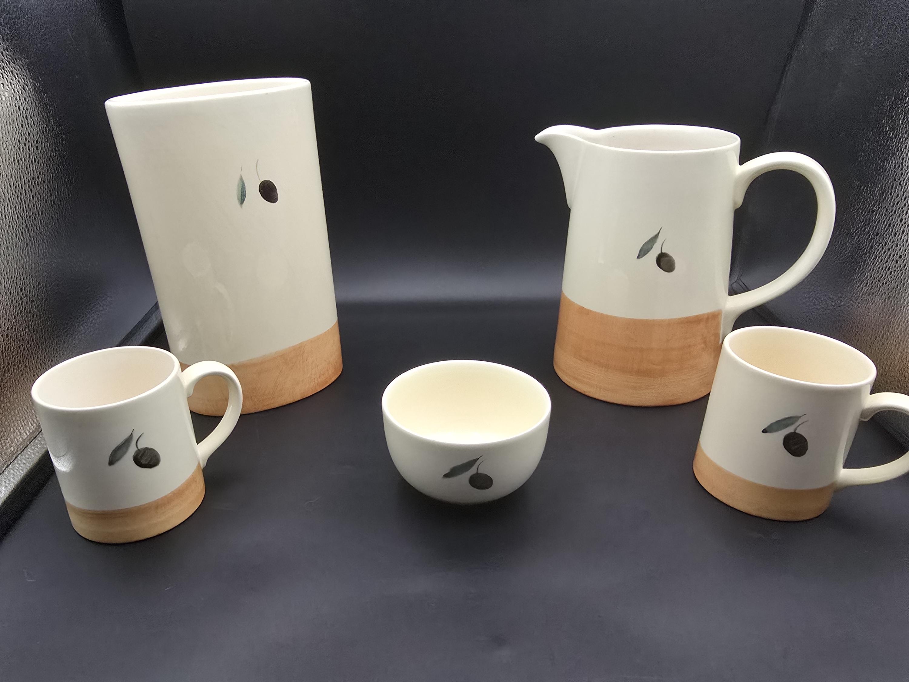 ヴィンテージ品 プール・ポタリー デルフィスシリーズ 幾何学模様 花瓶 Poole pottery - Etsy 日本