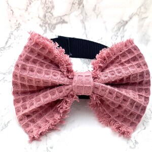 Pink Waffle Collar Dog bow tie with Velcro Donker Roze