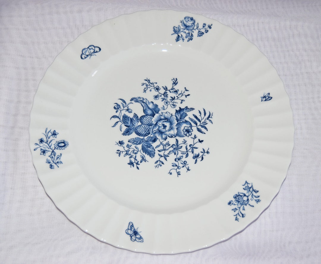 Royal Worcester BLUE SPRAYS, Swirl Rim, Large Dinner Plate 10.75 