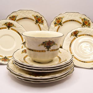 Zeldzame MYOTT, SON & Co art nouveau bloemenboeket borden, schoteltjes en kom F3024
