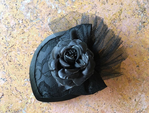 Black Rose & French Netting Fascinator Headpiece.… - image 1