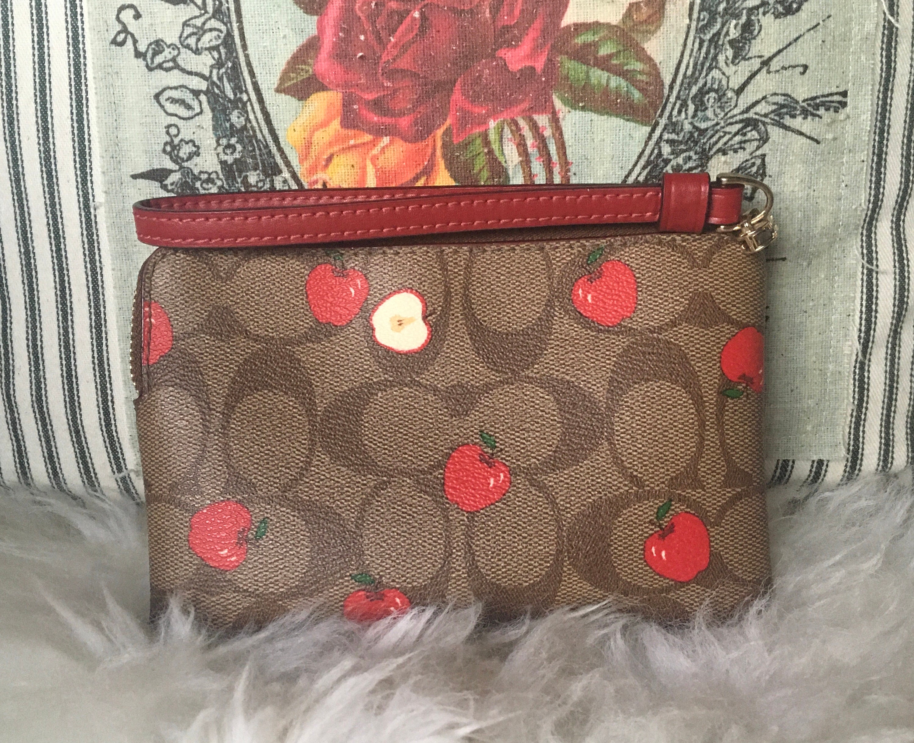 Coach purse store zipper repair